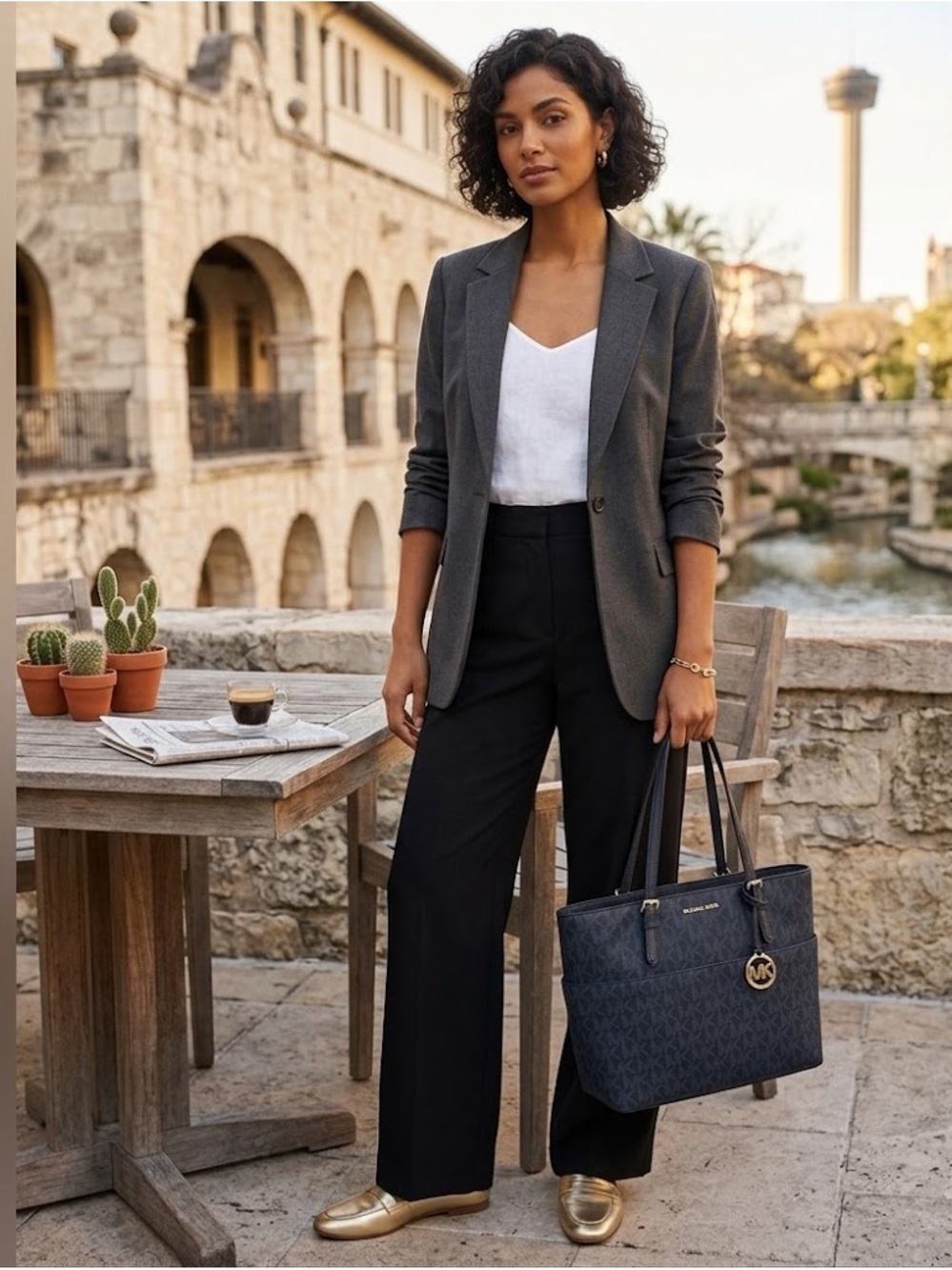 Michael Michael Kors Bedford Large Signature Pocket Tote Bag